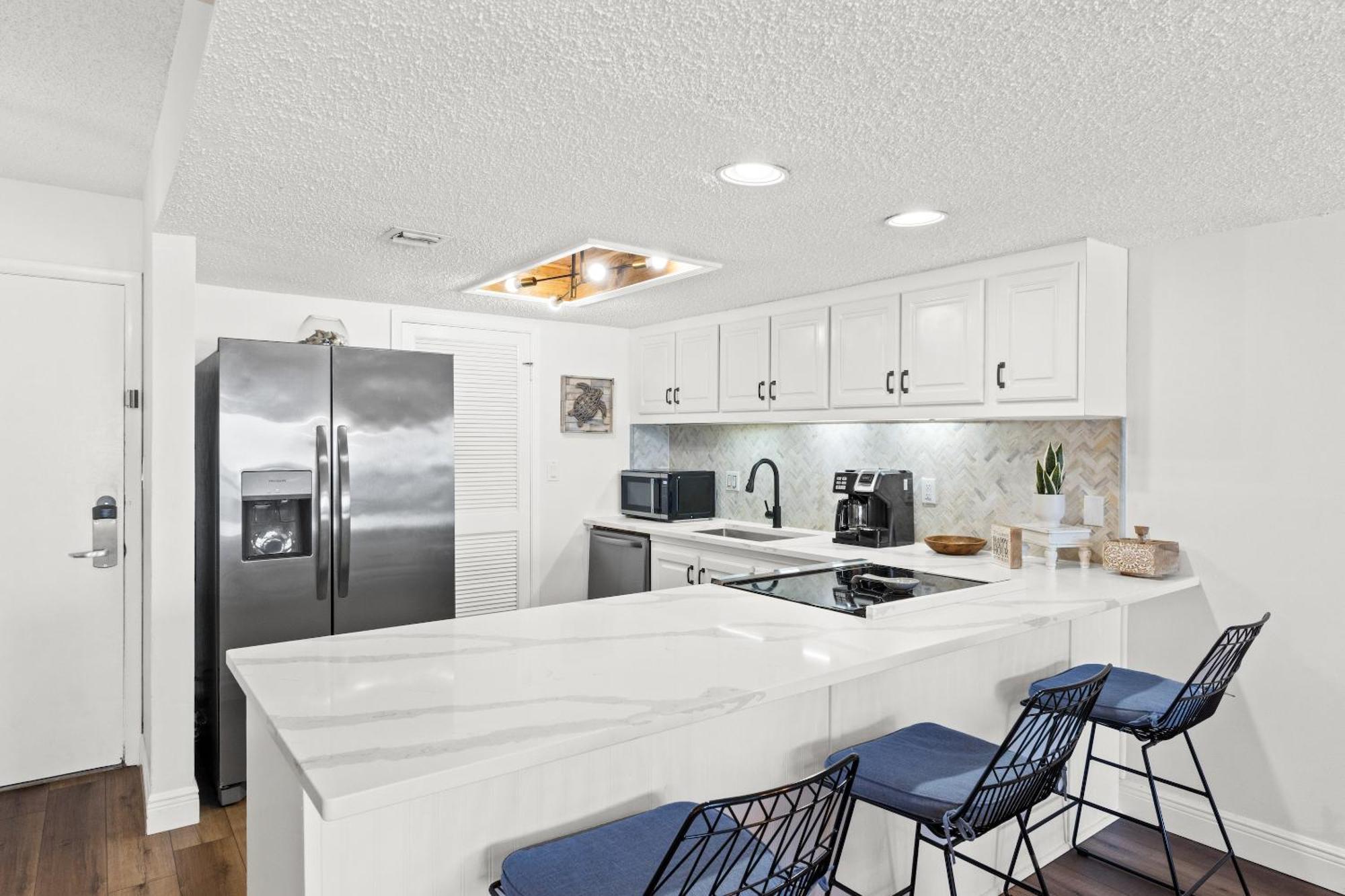 Pinnacle Port Beach Resort Panama City Beach Room photo