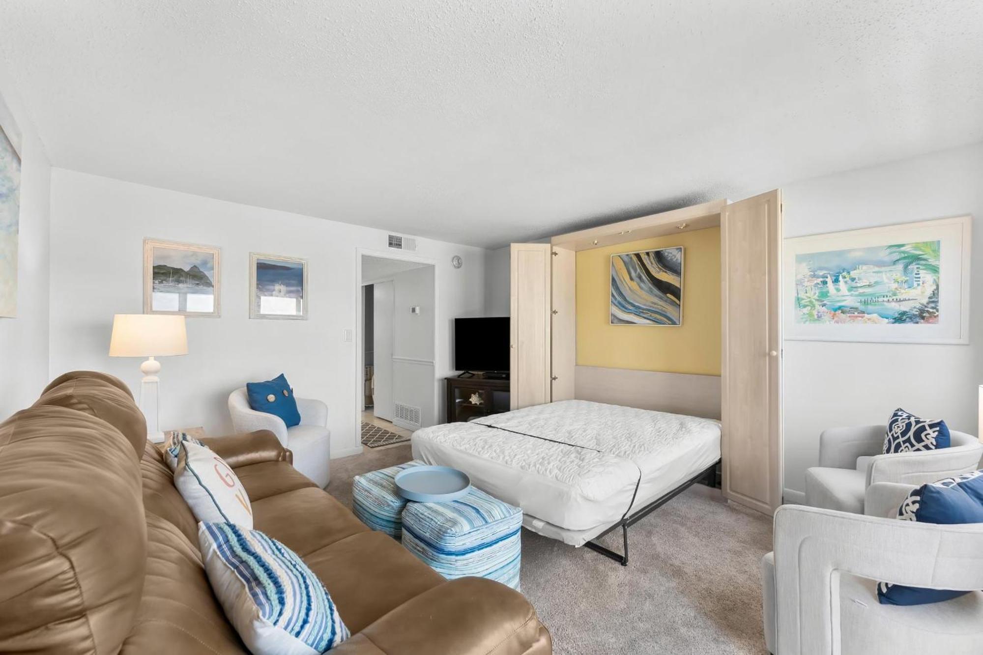 Pinnacle Port Beach Resort Panama City Beach Room photo
